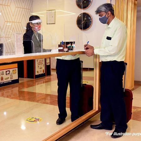Oyo 28789 Hotel Adarsh Bilaspur  Bagian luar foto