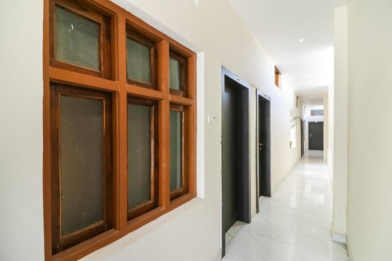 Oyo 28789 Hotel Adarsh Bilaspur  Bagian luar foto