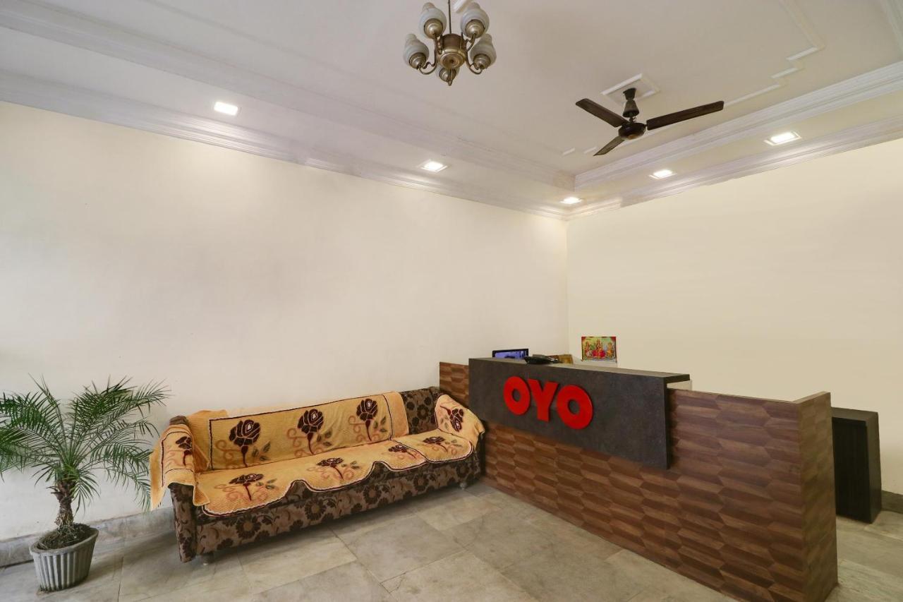 Oyo 28789 Hotel Adarsh Bilaspur  Bagian luar foto