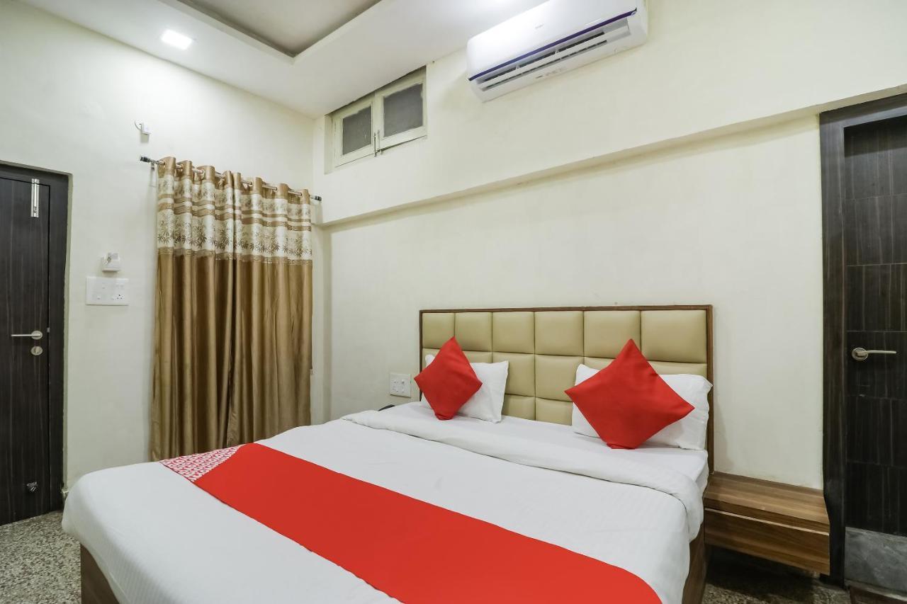 Oyo 28789 Hotel Adarsh Bilaspur  Bagian luar foto